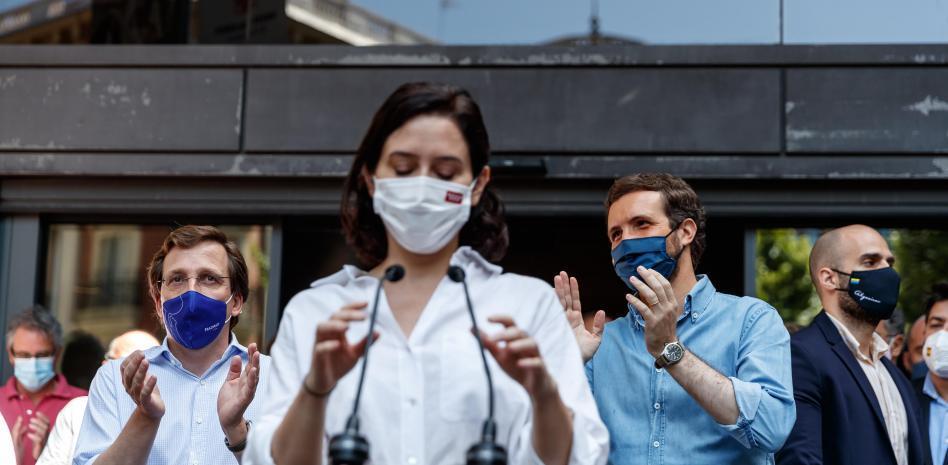 Casado se desmarca de Ayuso y aclara que los indultos son responsabilidad única de Sánchez