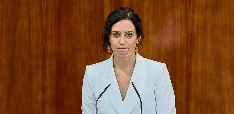 Ayuso reta al resto de autonomías con una rebaja fiscal