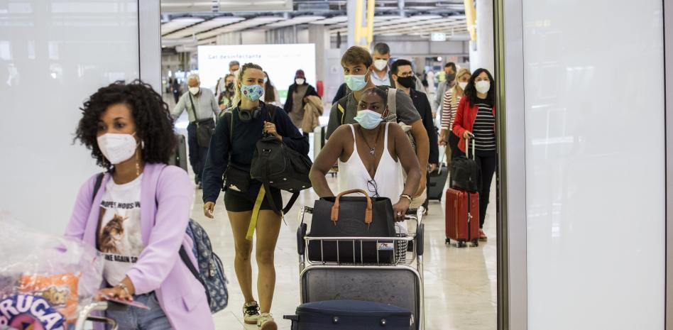España exigirá en 72 horas PCR negativa o vacuna completa a los ciudadanos de Reino Unido