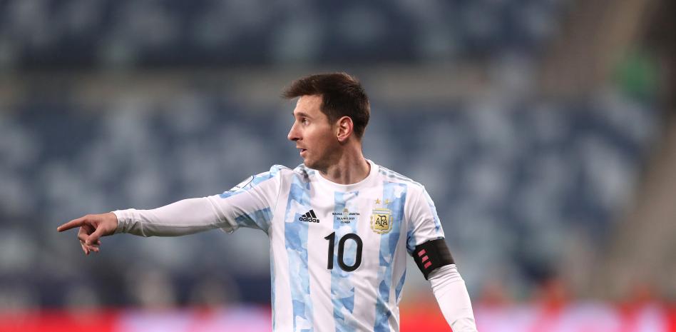 Argentina golea a Ecuador y se cita con Colombia en las semifinales