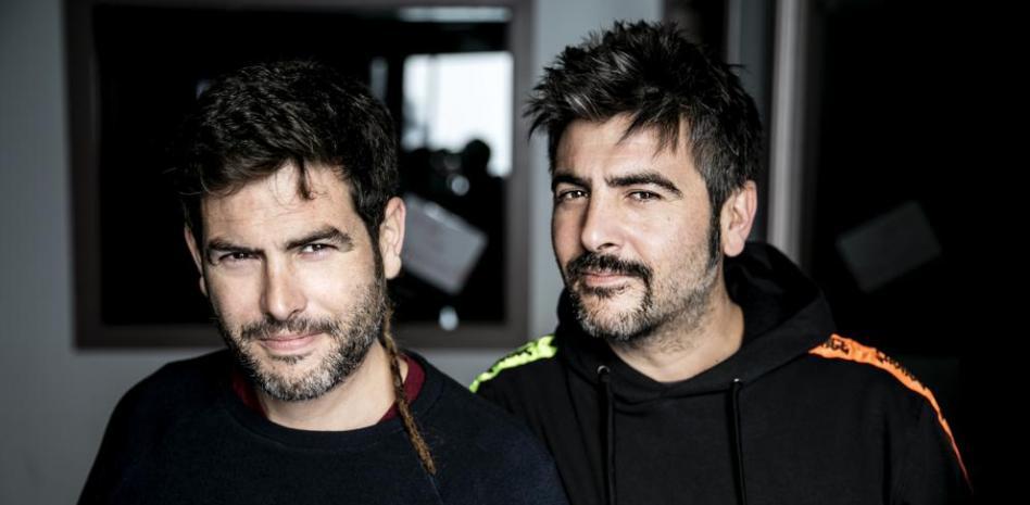 Estopa conquistan a los usuarios de redes sociales al meter la pata con un tuit sobre el orgullo LGTB