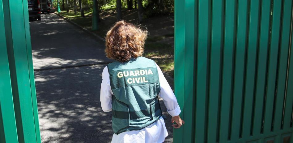 Los agentes solo hallaron 4.000 euros en el chalet de José Luis Moreno tras un largo registro