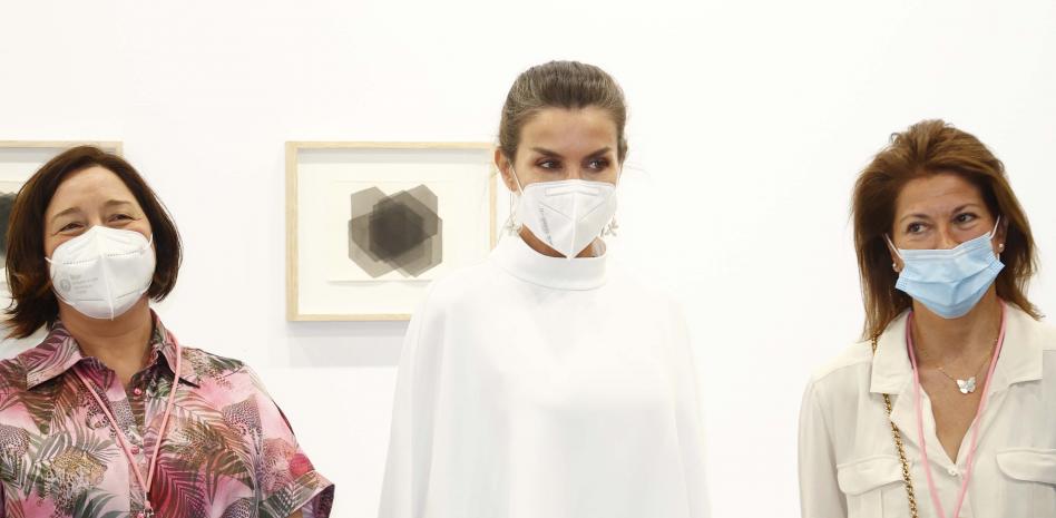 El impecable dos piezas de firma gallega con el que Letizia ha inaugurado ARCO