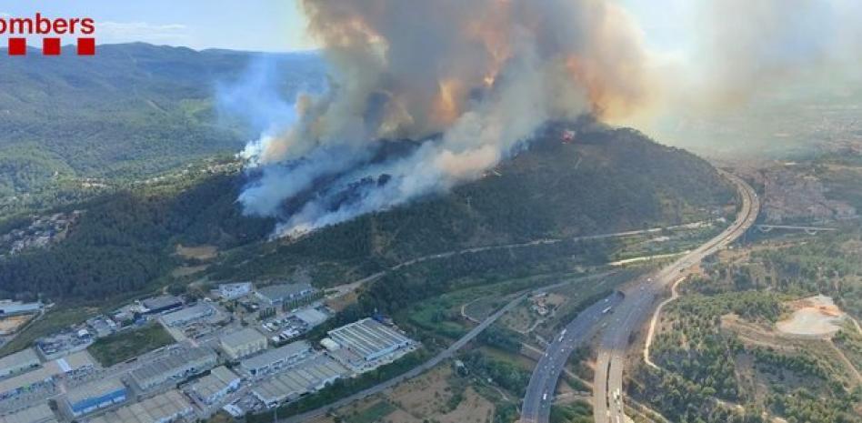 Los Mossos detienen al supuesto autor del incendio de Castellví de Rosanes