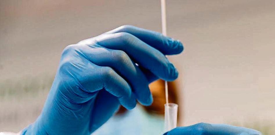 Éxito de la venta de los tests de antígenos en las farmacias