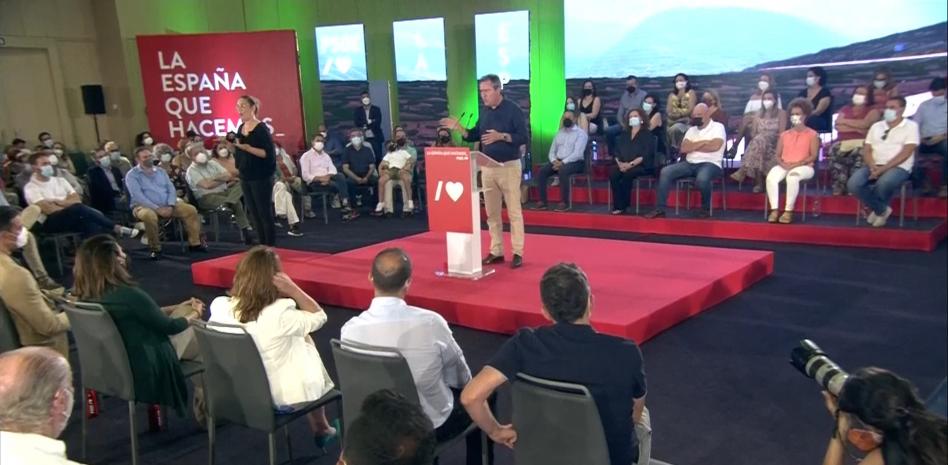 Pedro Sánchez propone que el 40 Congreso defina al PSOE como feminista y ecologista