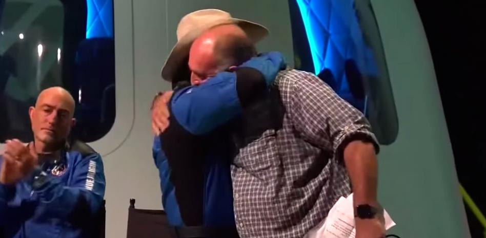 Bezos premia con 100 millones de dólares al cocinero español José Andrés por sus labores solidarias