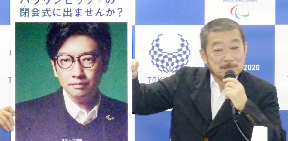 Despiden al director de la ceremonia inaugural de Tokio 2020 por bromear sobre el Holocausto