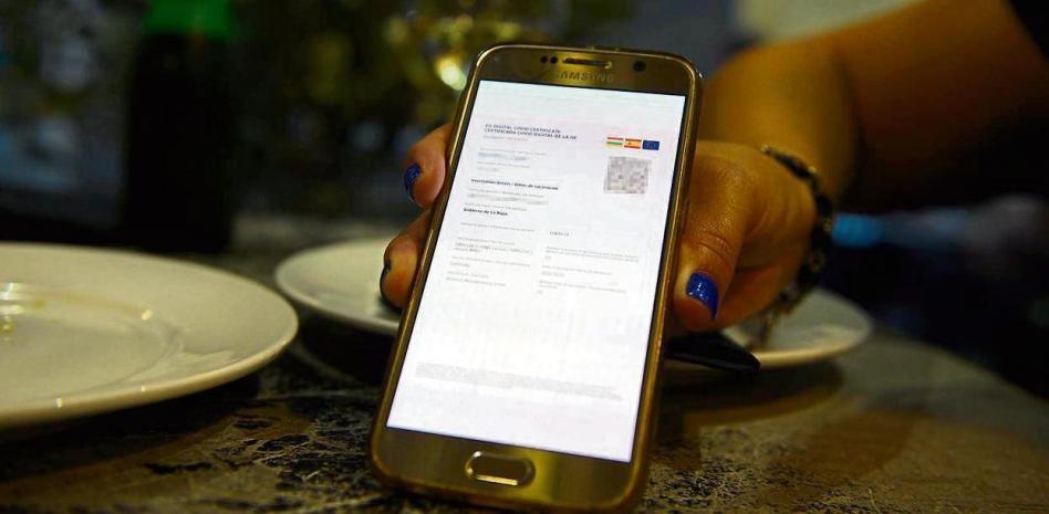 Las autonomías se apuntan al pase covid