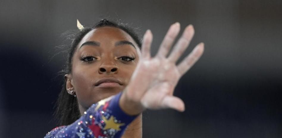 Simone Biles: ya se eleva la reina de estos Juegos