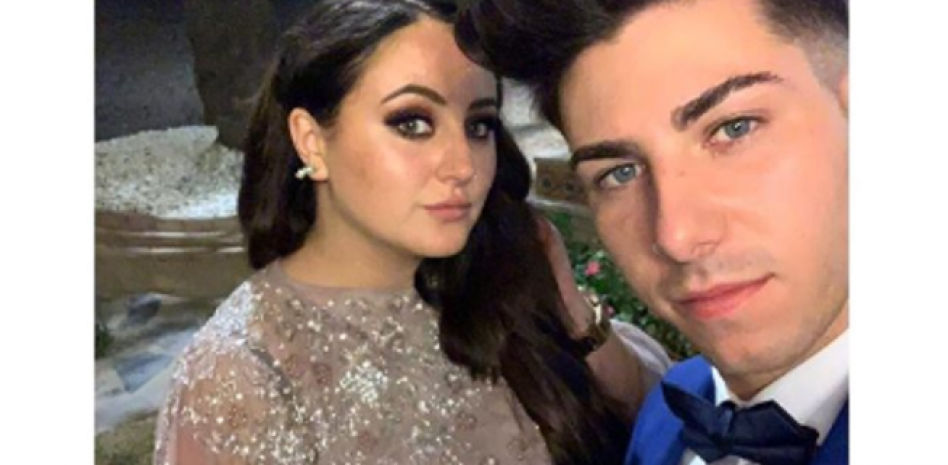 Rocío Flores y Manuel Bedmar, como 'La Dama y el Vagabundo' en un restaurante de Marbella