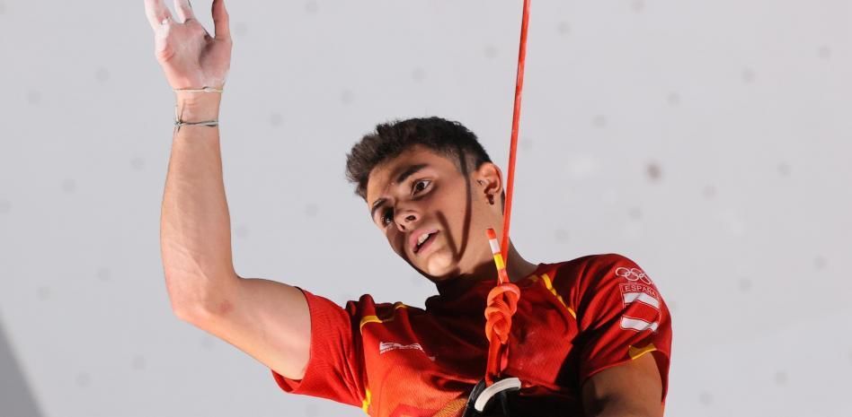 Alberto Ginés toca el cielo de Tokio: oro en escalada