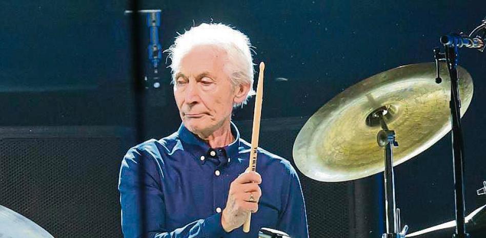 Muere Charlie Watts, batería de los Rolling Stones, a los 80 años