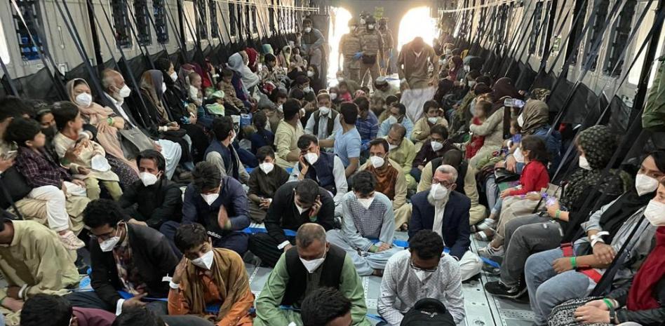 Últimas horas del puente aéreo entre Kabul y España: se acelera la evacuación de refugiados