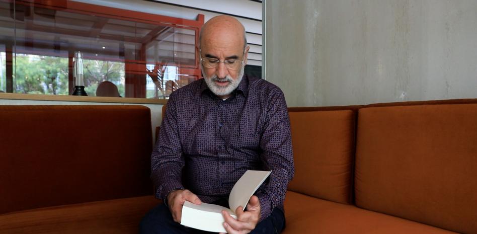 Fernando Aramburu: “Quiero morir al atardecer, mirando el mar y sabiéndolo”