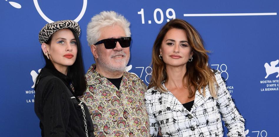 Almodóvar reivindica la memoria histórica en la inauguración del festival de Venecia