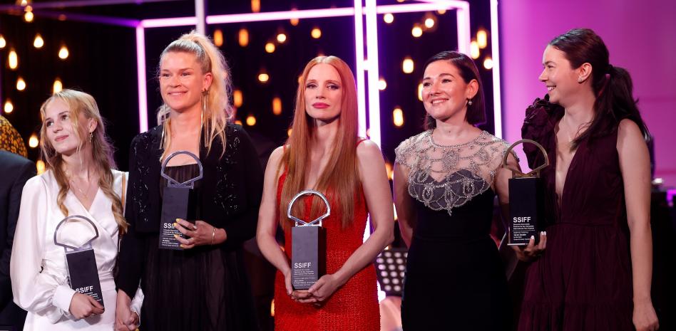 La rumana 'Blue moon' se alza con la Concha de Oro en un palmarés muy femenino