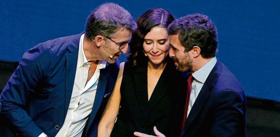 Ayuso declara una tregua con Casado al asegurar que no busca liderar el PP