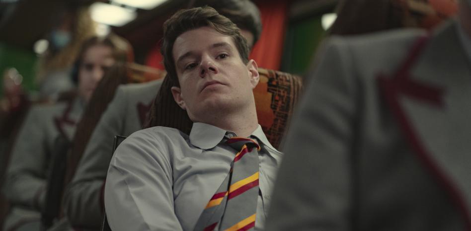 Los tres actores de 'Sex Education' que son padre e hijos en la vida real y que no te esperabas