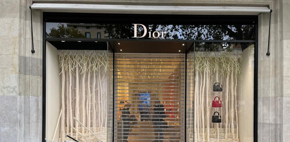Alunizaje en Dior del Passeig de Gràcia