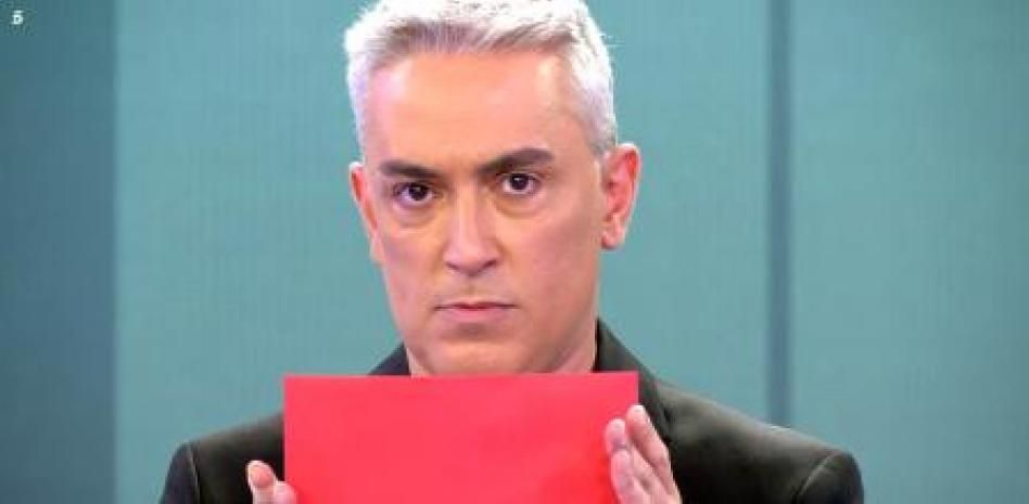 Orden de alejamiento para Kiko Hernández