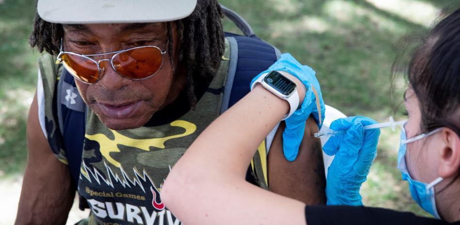 Estados Unidos aprueba la mezcla de vacunas para la dosis de refuerzo