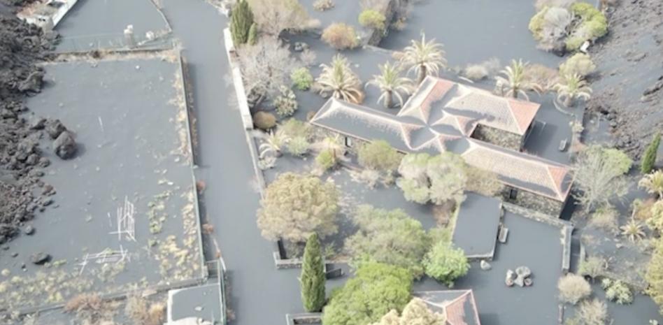 Se reinician las labores de búsqueda de los perros atrapados en La Palma