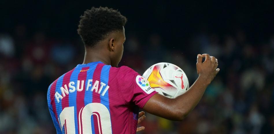 Ansu Fati renueva con el Barça hasta 2027