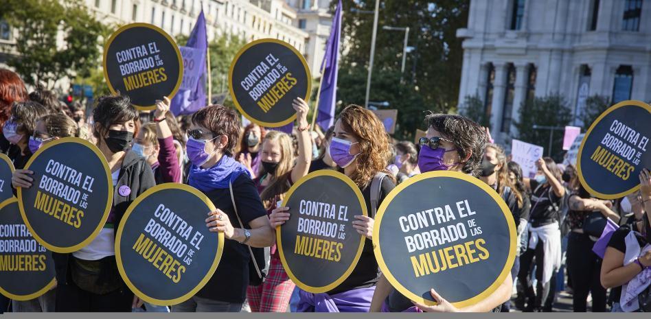 El feminismo clásico se rebela