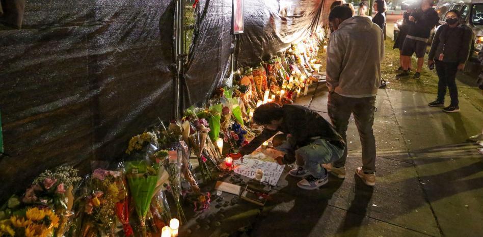 Denuncian a Travis Scott por la marea humana que dejó ocho muertos en el festival Astroworld