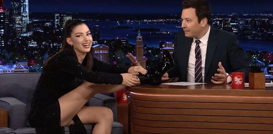 Úrsula Corberó le desvela a Jimmy Fallon el entusiasmo de Madonna con 'Tokio'