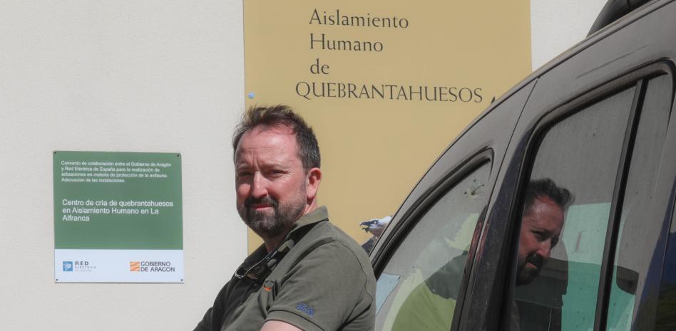 Gerardo Báguena: el hombre que está salvando al quebrantahuesos de su extinción