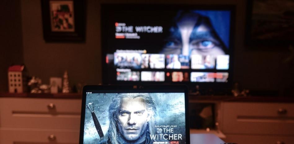 ¡Ojo! Netflix ya actúa contra los usuarios que comparten su cuenta y no conviven