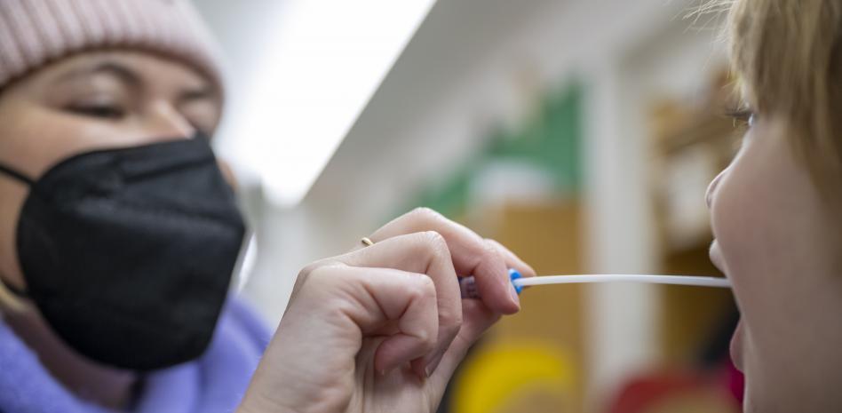 La OMS calcula que más del 50% de los europeos se contagiará con ómicron en 6 u 8 semanas