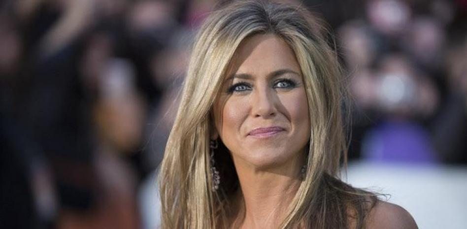 Jennifer Aniston reivindica la "belleza real" con dos fotos sin maquillaje