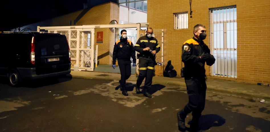 Testigos del incendio de Moncada: 'Tuvieron que sacar a los ancianos como locos, muy rápido"