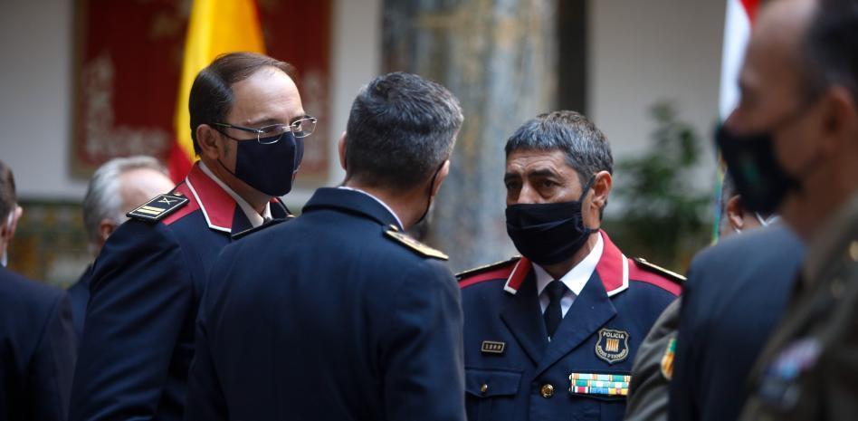 Los Mossos envían a Trapero a un despacho de la comisaría del Eixample con los fura