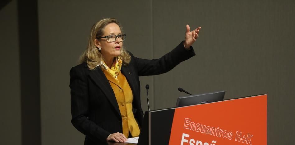 "No voy a volver a hacerme una foto en que sea la única mujer", dice Nadia Calviño