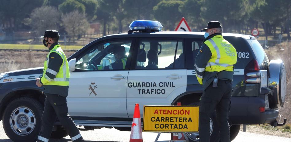 El atropello entra en la lista de hipótesis y lleva a los agentes donde apareció Esther López