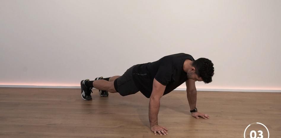 Estos son los ejercicios de fuerza que debes combinar con tus carreras o caminatas