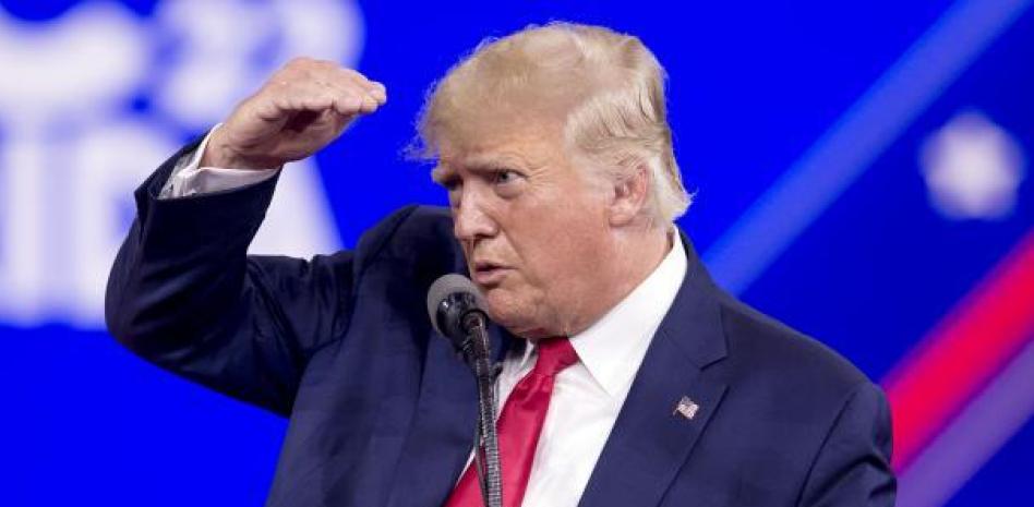 Trump propone bombardear Rusia con aviones de EE.UU. que se hagan pasar por chinos