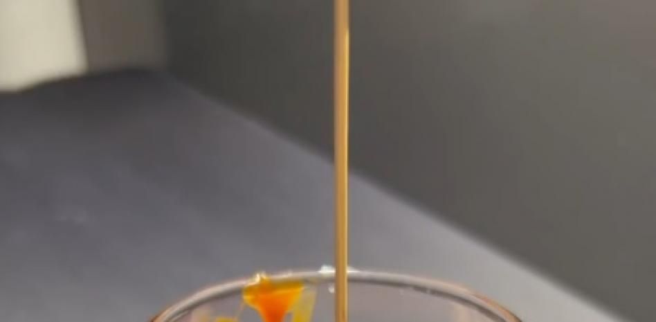 La receta de mousse de chocolate con bizcocho de cacao más golosa de Miquel Antoja