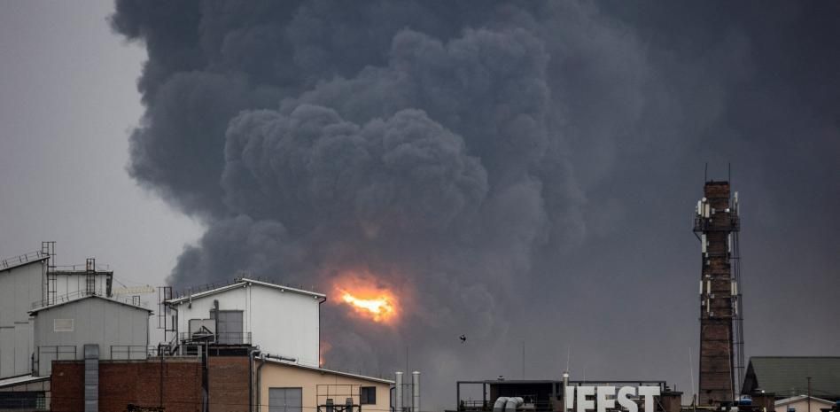 Las autoridades de Lviv reportan varias explosiones cerca de la ciudad