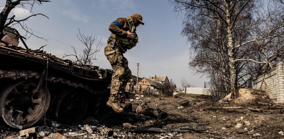 Un muerto y cuatro trabajadores heridos en un ataque contra la cocina del chef José Andrés