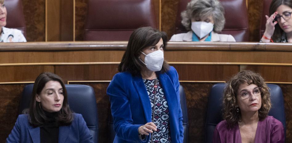 Robles justifica el espionaje: "¿Qué tiene que hacer un Estado cuando alguien declara la independencia?"