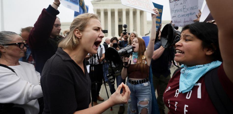 La anulación del derecho al aborto augura un terremoto social y político en EE.UU.