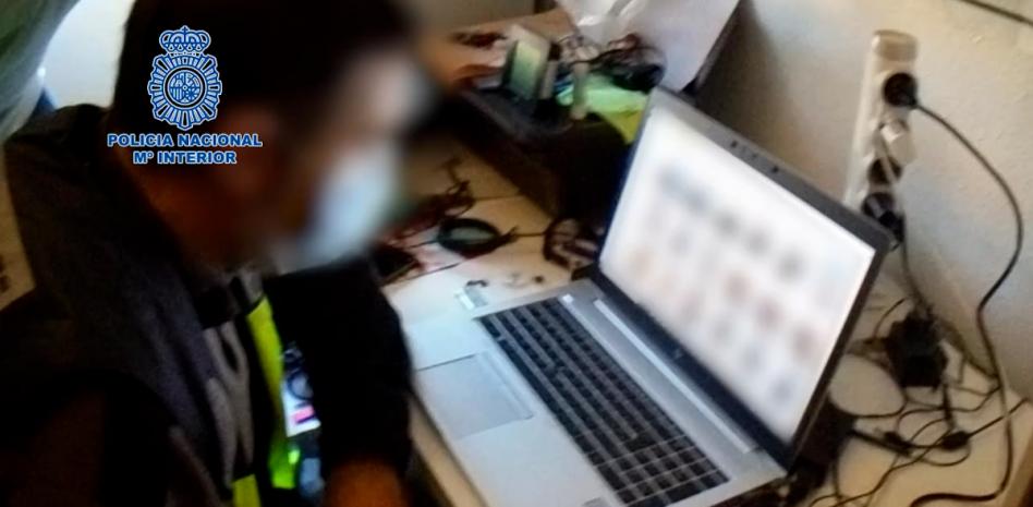 Detenidos dos peligrosos agresores sexuales de menores que compartían vídeos en la Deep Web