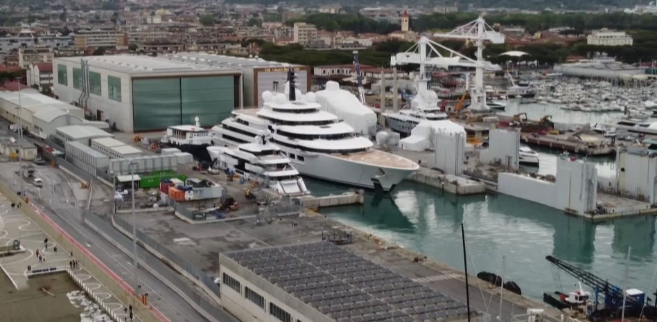 Italia confisca un misterioso superyate vinculado a Putin