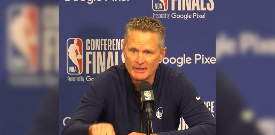 El aplaudido discurso de Steve Kerr tras el tiroteo de Texas: "Estoy tan cansado, ¿cuándo haremos algo?"
