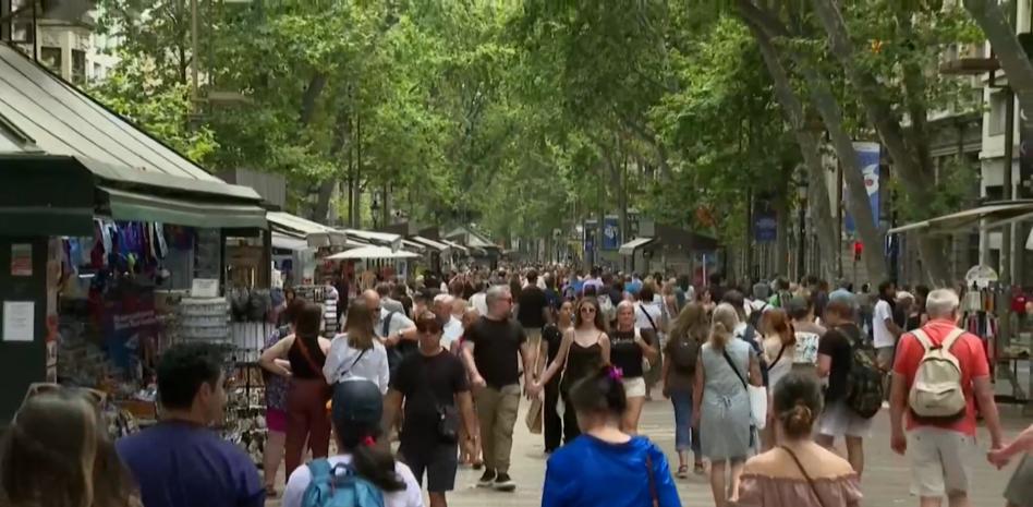 La covid se dispara y coloca a España ante la séptima ola